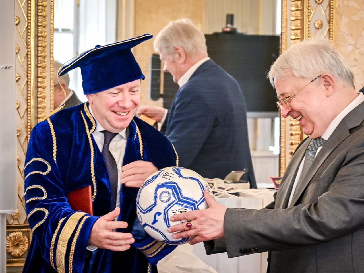UP Rector Emeritus Jaroslav Miller awarded honorary doctorate from Kyiv Palacký University Olomouc
